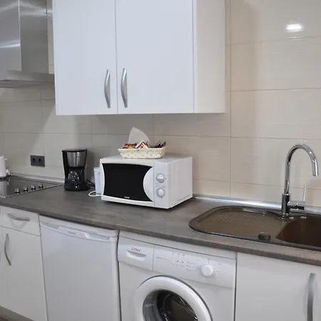 Puerta Del Vado Bajo