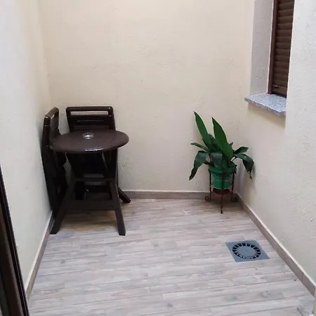 Puerta Del Vado Bajo