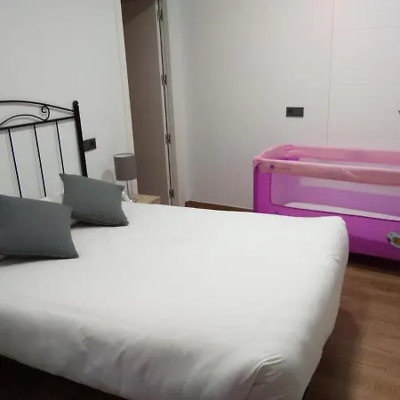 Puerta Del Vado Bajo Apartment *