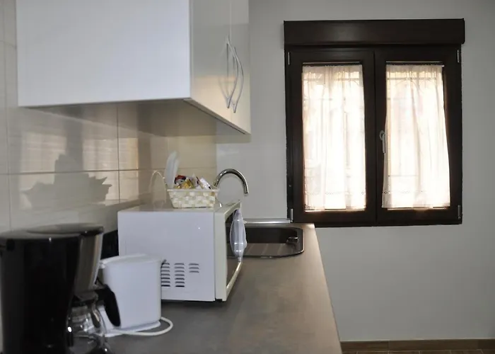 Puerta Del Vado Bajo